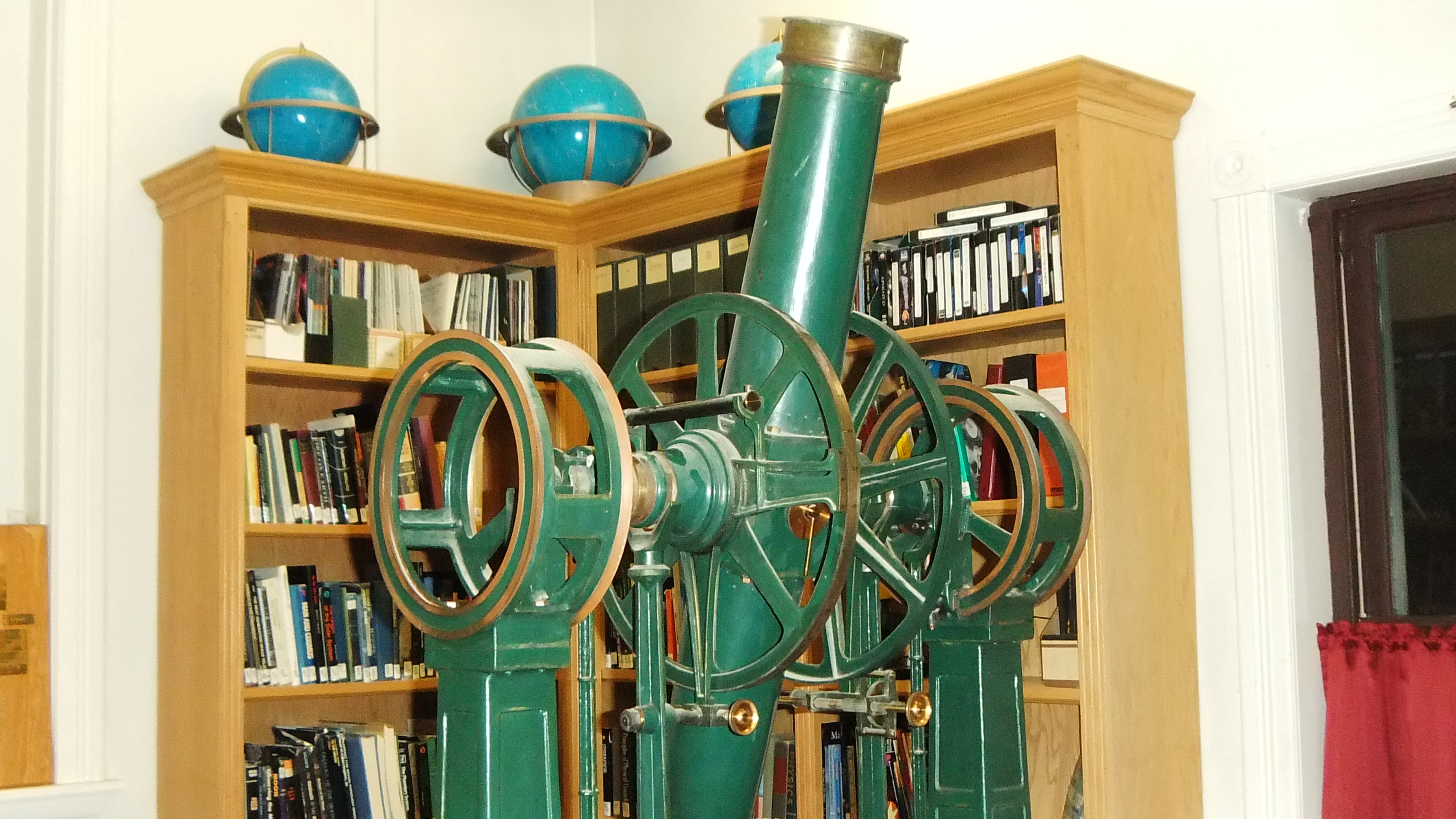 This Kind of Telescope Kept Trains Running